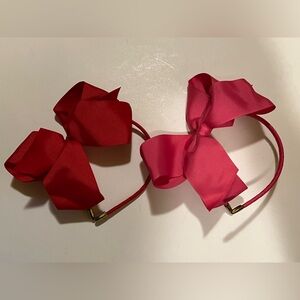 LOT OF 2 CHILD’S HAIR BOW HEADBANDS.